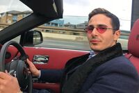 Обольститель из Tinder влюблял в себя женщин и выкачивал из них миллионы. Как не стать жертвой подобных аферистов?