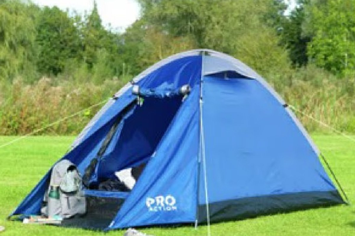 Палатка, в которой в последние месяцы перед арестом жили Мартен и Гордон