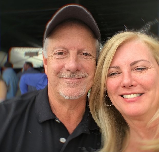 Ларри Рудольф и Лори Миллайрон