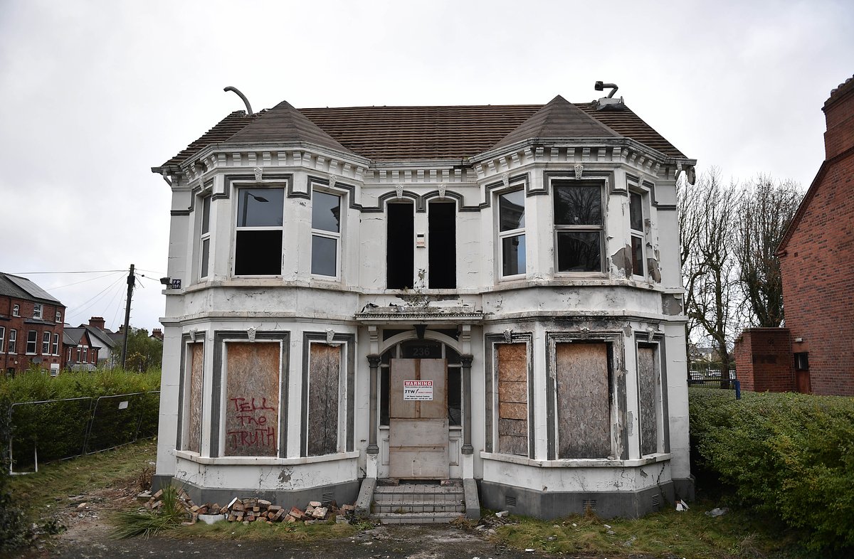 Здание, где располагался детский дом «Кинкора», перед сносом в ноябре 2022 года