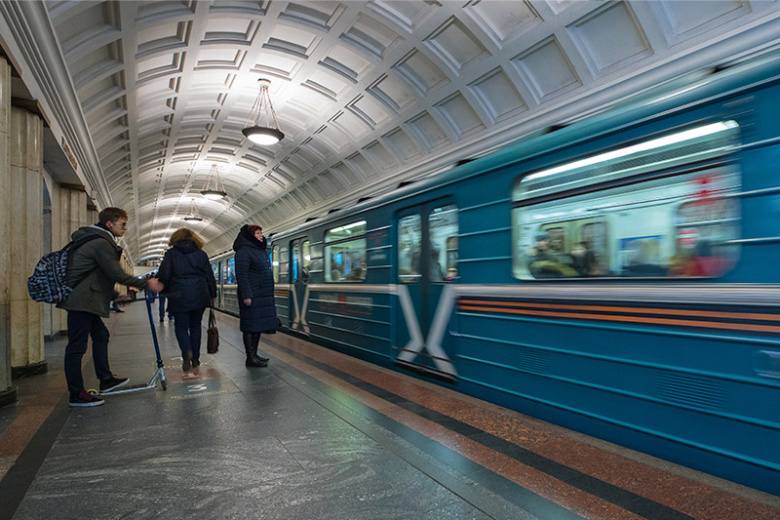 v-moskovskom-metro-pojavilis-kabinki-dlja-raboty-i-telefonnyh-razgovorov-6cc3c9a.jpg